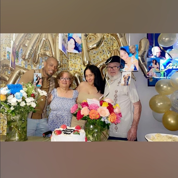 Meet your Posher, Maria A gift 🎁 first time buyers - Picture 4 of 8